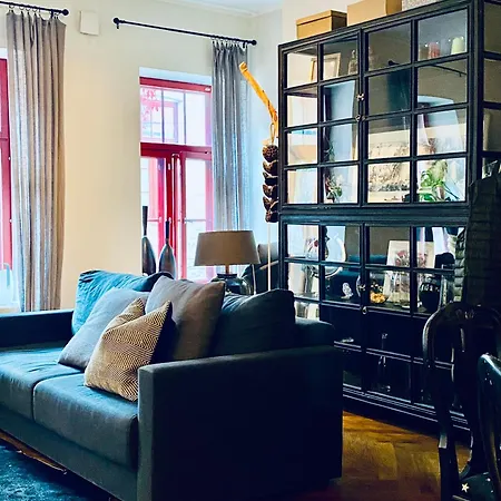 Apartament Stylish Aprtm W Parking *